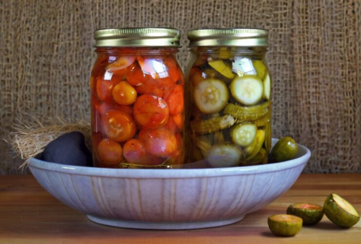 Annie's Recipes Sweet Amish Pickles